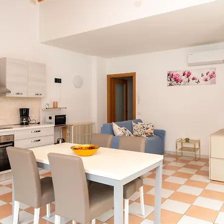 Casa Lina Apartment